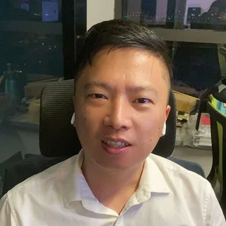 李华 的头像